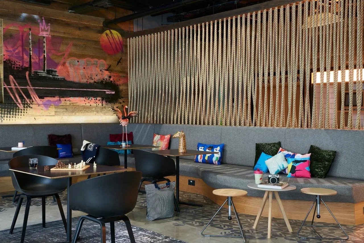Hotel Moxy Dublin City
