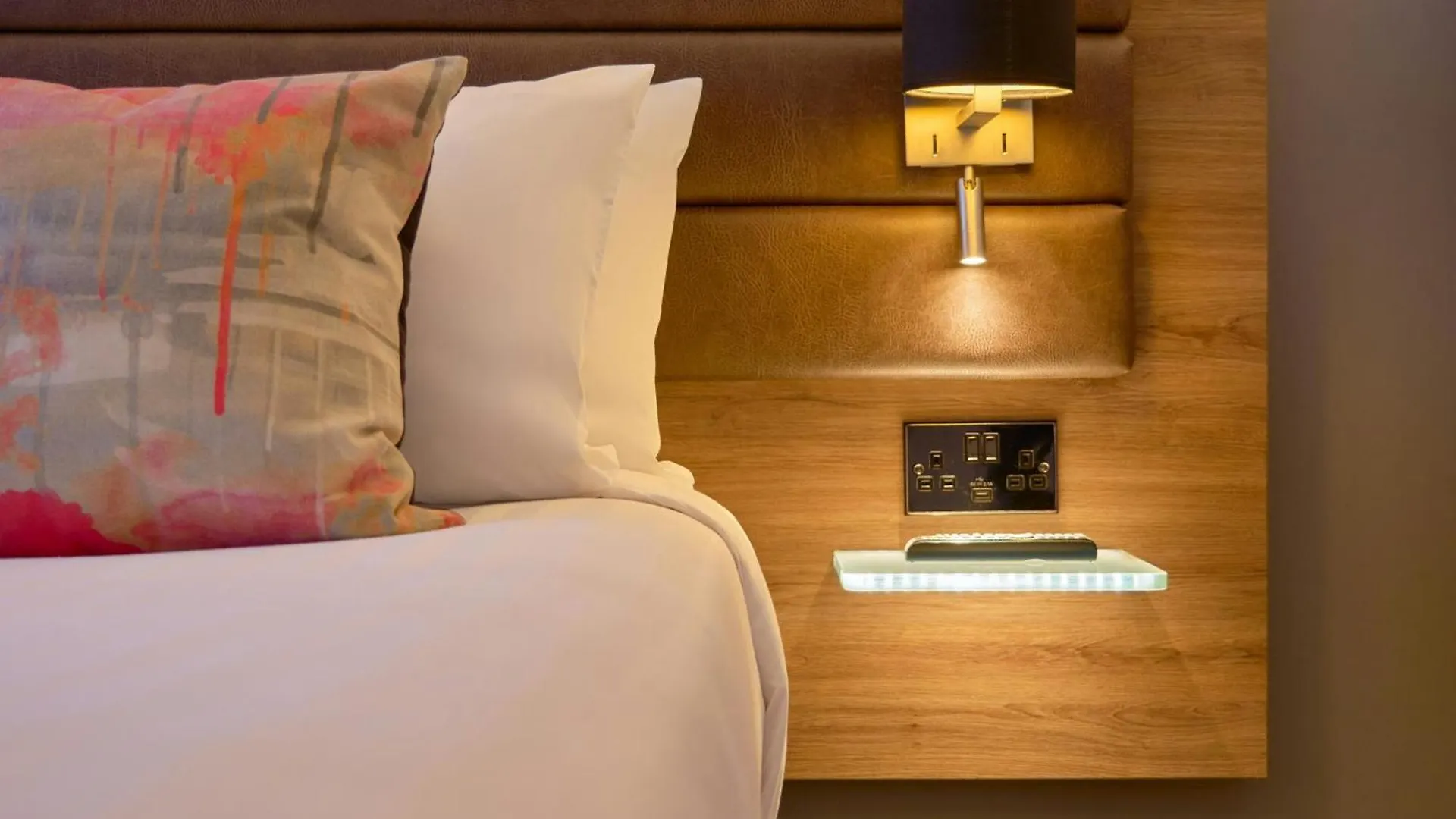 Moxy Dublin City Hotel